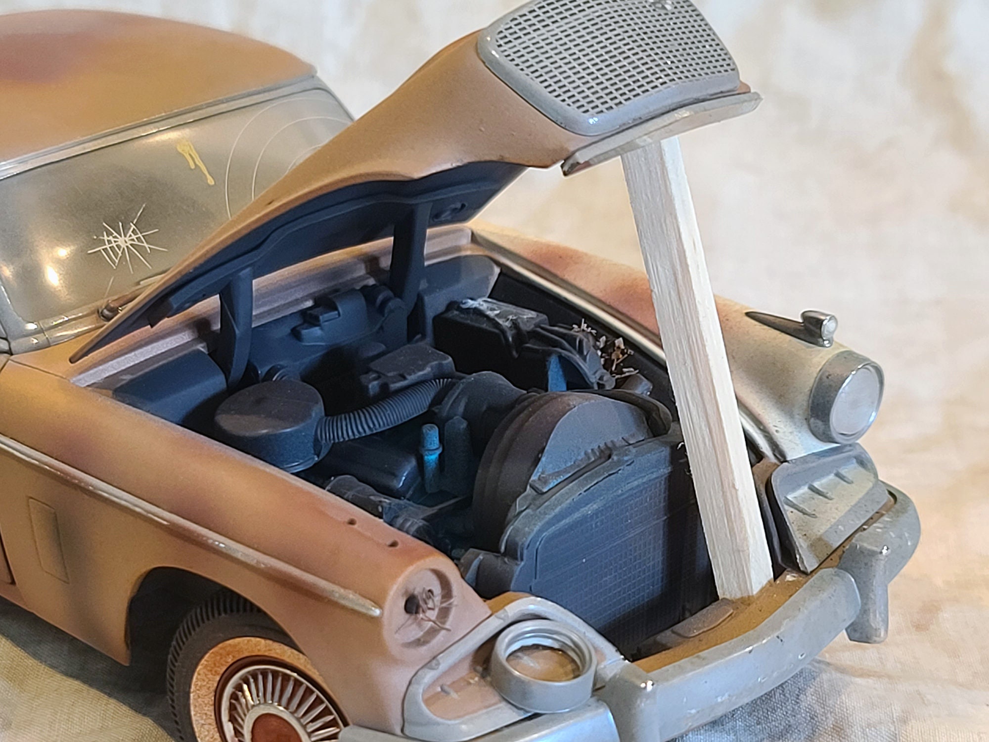 Amazon | Auto World 1/18 スチュードベーカー ゴールデンホーク