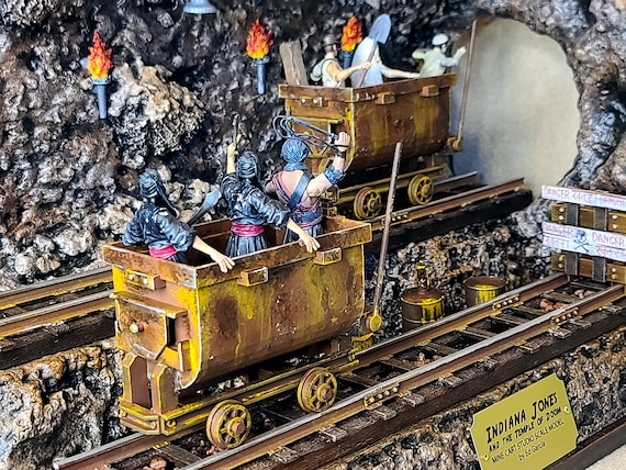 1/8　未塗装 未組立　フィギュア　ガレージキット　INDIANA JONES Indiana Jones Temple of Doom COA Studio Scale Model Mine Cart