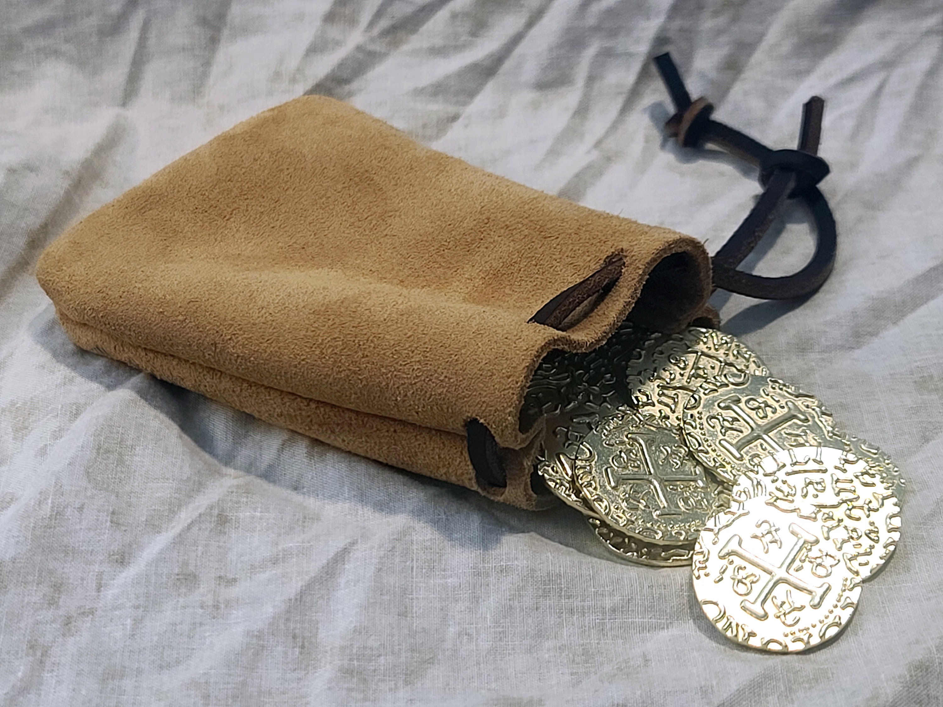 Raiders of The Lost Ark GOLD Coin Set Indiana Jones Classic Movie Challenge  Coin American Action