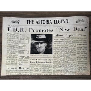 The Goonies Chester Copperpot gevouwen 1935 krantenpagina Movie Prop Nieuwsartikel Chunk luiaard Steven Spielberg One Eyed Willie Astoria-kaart