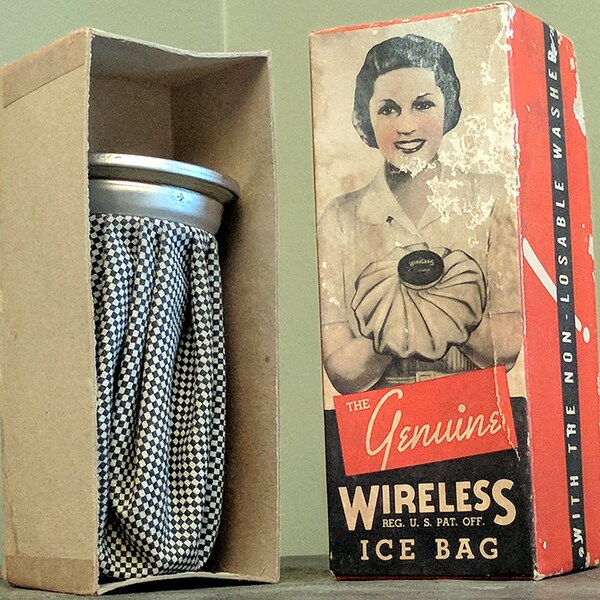 1920’s The Genuine Wireless Ice Bag Size 6 Color Check The Lobl Mfg. Company Original Box Made in USA Medical Device Americana Advertising