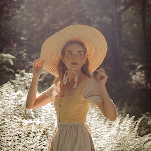 Bella donna folk dirndl dress-flower fields