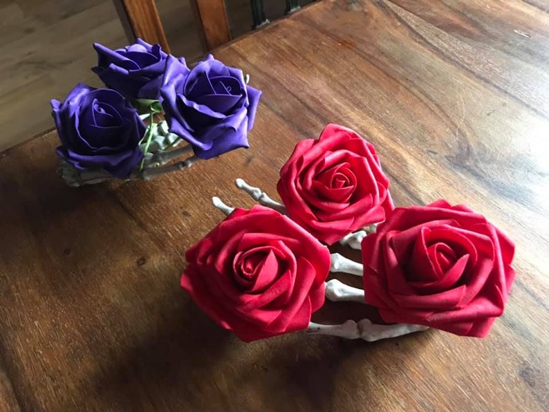Gothic Wedding Table Decoration Skeleton Hand Roses Love Etsy