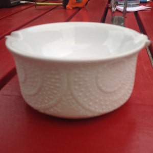 BIRKS white ashtray, classic, ashtray, vintage Birks, 2911, farmhouse bowl
