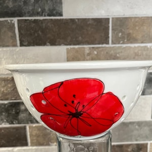 Ceramic Fruit and Vegetable Colander, Fruit Washing Bowl, Ceramic Drain Rack, White and Red
