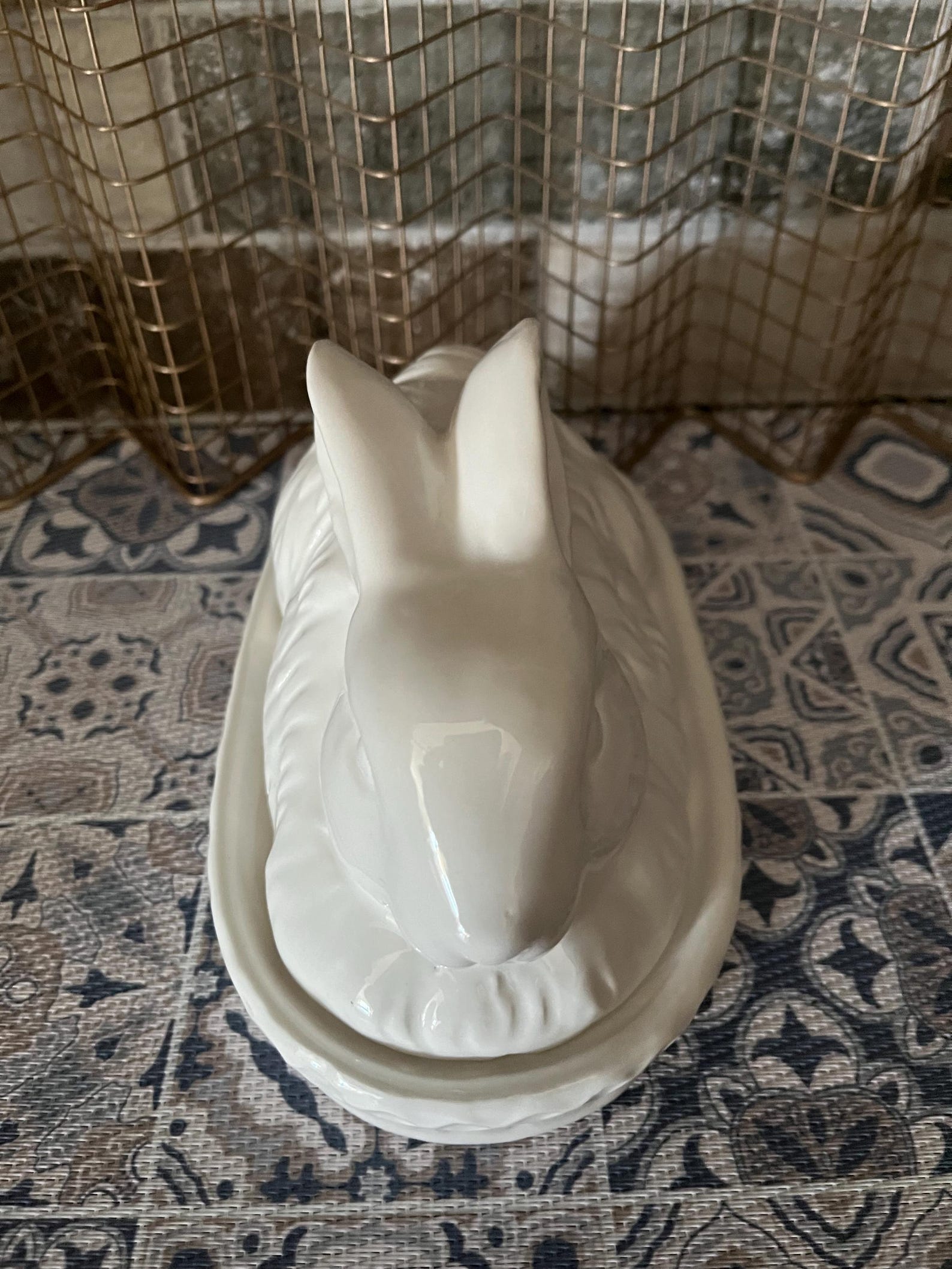 Rabbit-shaped Butter Dish, Rabbit Farm, White and Aster, Rustic Country ...