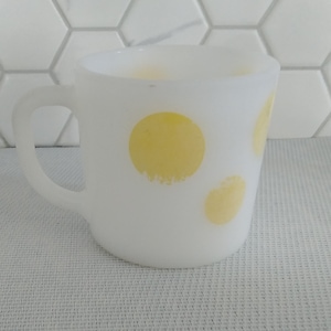 Federal glass, polka dot mugs, yellow dot, rare, collectible