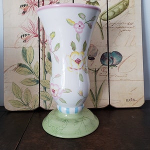 Vase, Tracy Potter, shabby chic, flower pot, country, ceramic, vintage, pastel