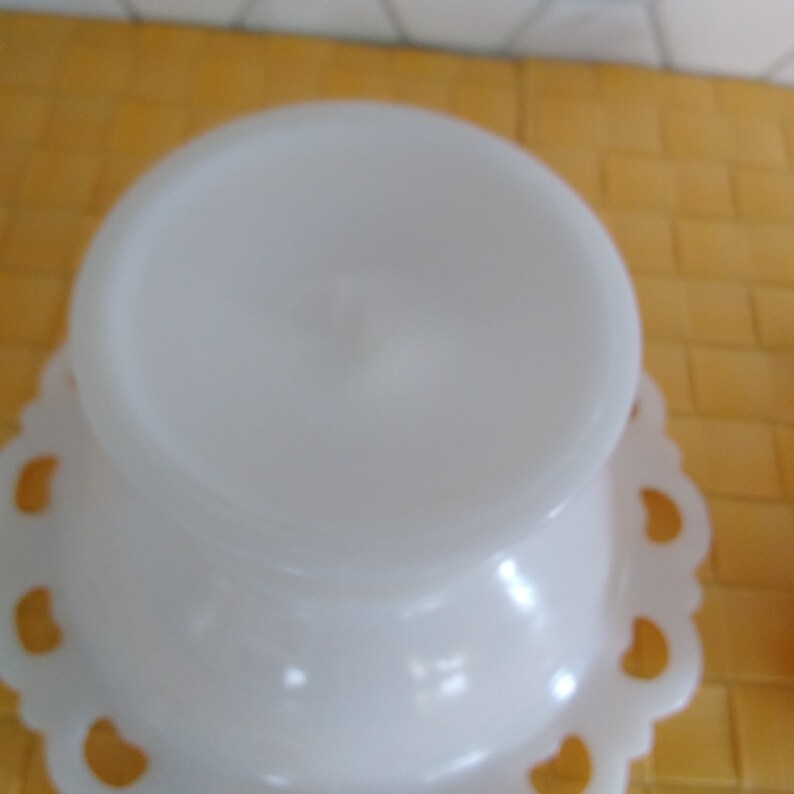 Milkglass pedestal flat fruit bowl farmhouse vintage bowl scalloped