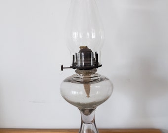 Oil lamp, clear glass, Queen's Mary, vintage A1, oil lamp, 18 inches,