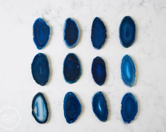 Blue agate slices. DRILLED agate slices. jewelry agate pendant