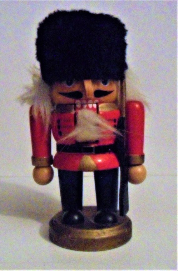 nutcracker small