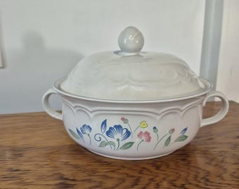 Vintage Floral Expressions Stoneware Casserole dish Vegetable dish