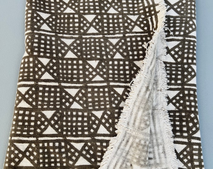 Brown Bogolan wrap, Neutral home decor throw blanket, mud cloth fabric for home decor, fiber art wall hanging, hand painted fabric