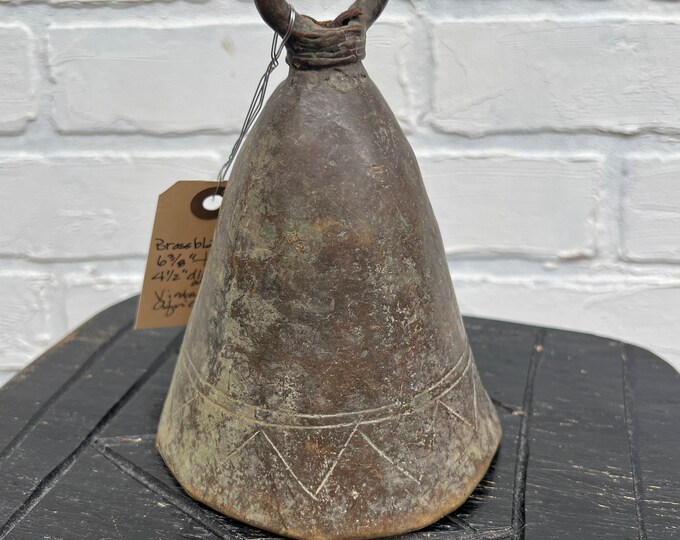 Vintage Cow Bell hand made, rustic home decor, African bronze bell, Christmas bell
