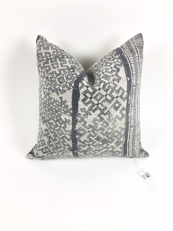 Vintage Indian Indigo Blue Paisley Batik Decorative Cushion cover Pillow Case