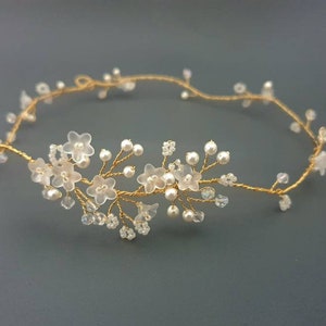 Bridal hair vine, gold or silver pearl hair vine, flower hair vine, wedding headpiece, bridal hairpiece, hair accessory, wedding headband