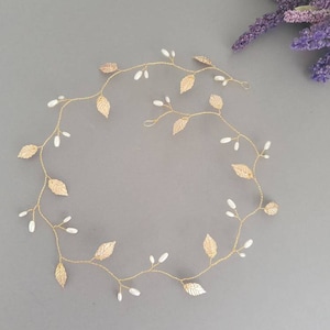 Gold or silver leaf and pearl hair vine, bridal, wedding head piece, hairpiece, bridesmaid, rustic wedding, leaf hairpiece, hairvine,