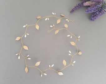 Gold or silver leaf and pearl hair vine, bridal, wedding head piece, hairpiece, bridesmaid, rustic wedding, leaf hairpiece, hairvine,