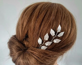 Pair of gold leaf hair pins, silver leaf hair pins, bridal hair accessory, bridesmaid hair accessories, bridal hair pins, woodland wedding