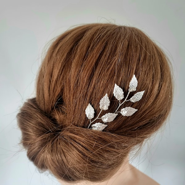 Pair of gold leaf hair pins, silver leaf hair pins, bridal hair accessory, bridesmaid hair accessories, bridal hair pins, woodland wedding