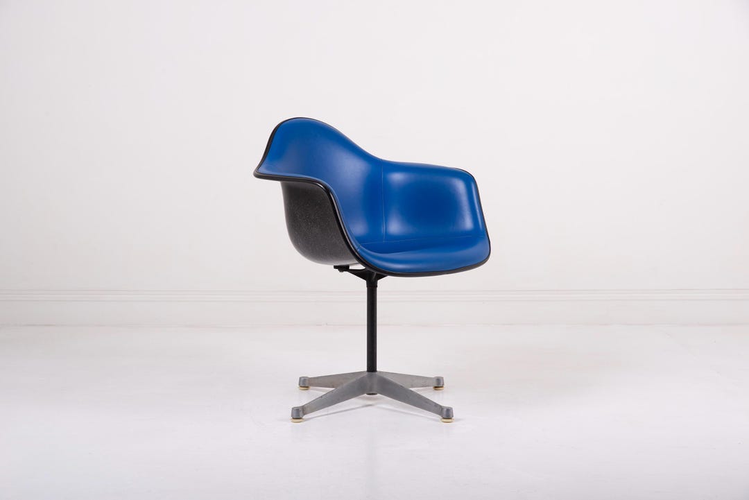 Vintage Herman Miller Eames PAC Chair - Etsy