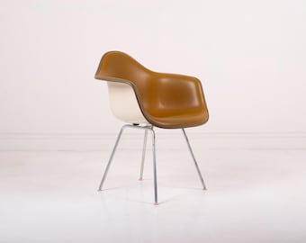 Vintage Herman Miller Eames DAX Chair