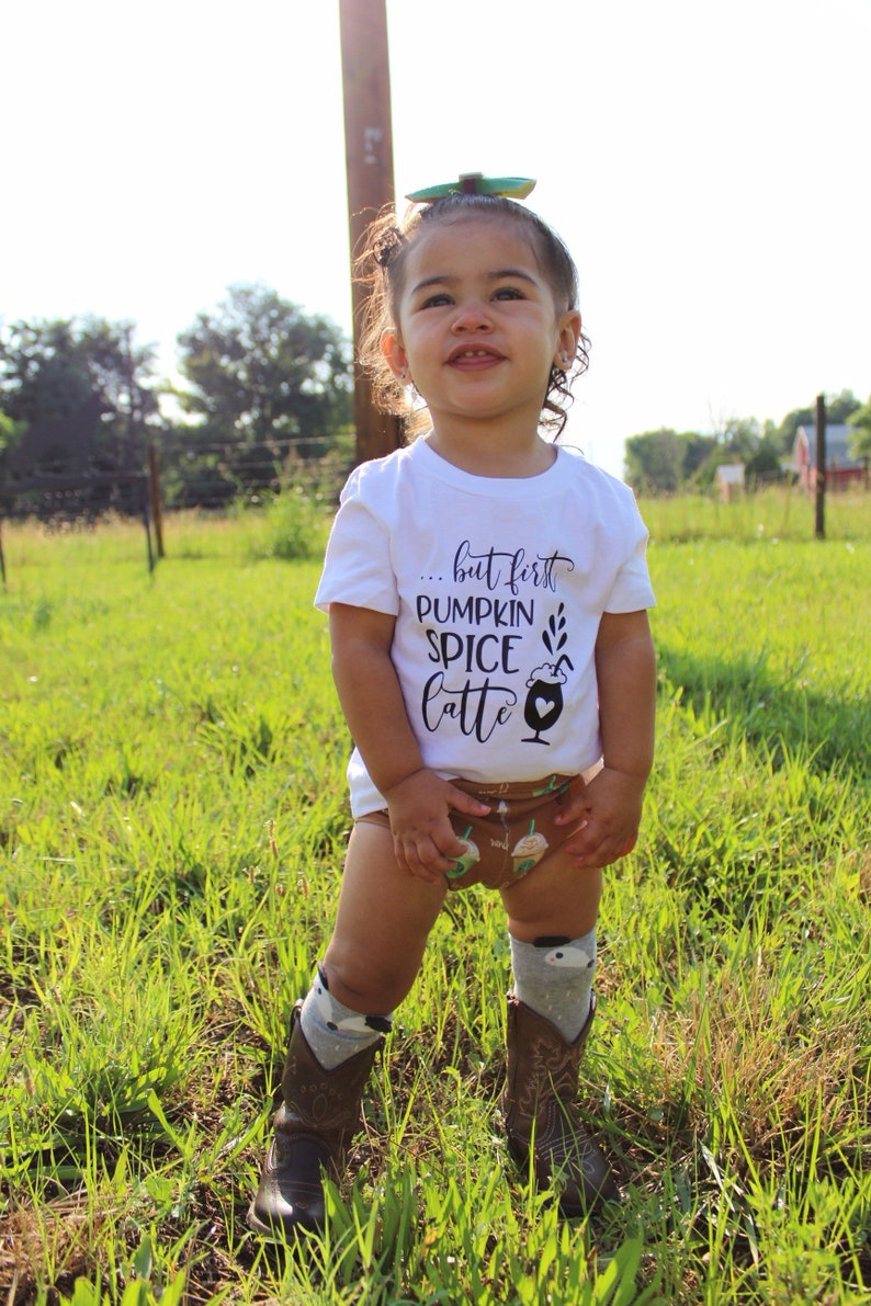 Mommy/'s Pumpkin Spice Latte Date Mommys Mini Pumpkin Spice Latte Baby Pumpkin Spice Pumpkin Spice Latte Shirt Pumpkin Spice Shirt