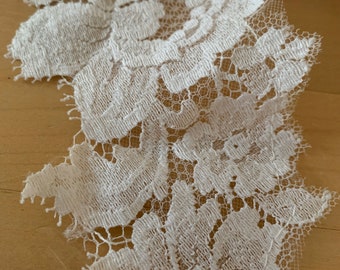 1970’s lace trim