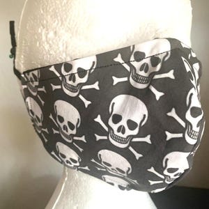 Washable Reversible Cotton Fabric Unisex Face Mask Black White with adjustable Elastic around the ears (optional nose wire)