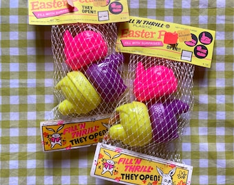 Fill 'N Thrill plastic Easter pets NIP