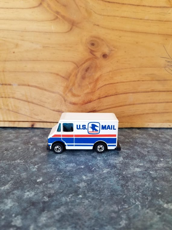 hot wheels mail truck