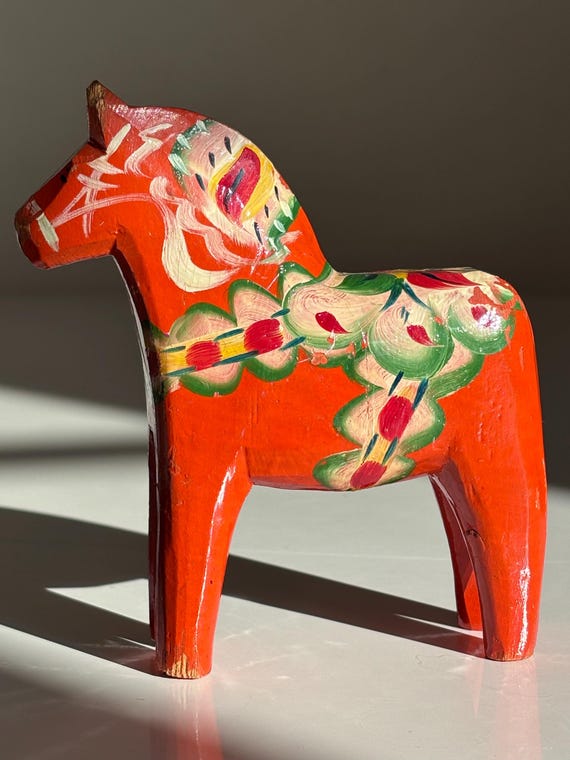 スウェーデンのダーラナ馬 - Etsy 日本