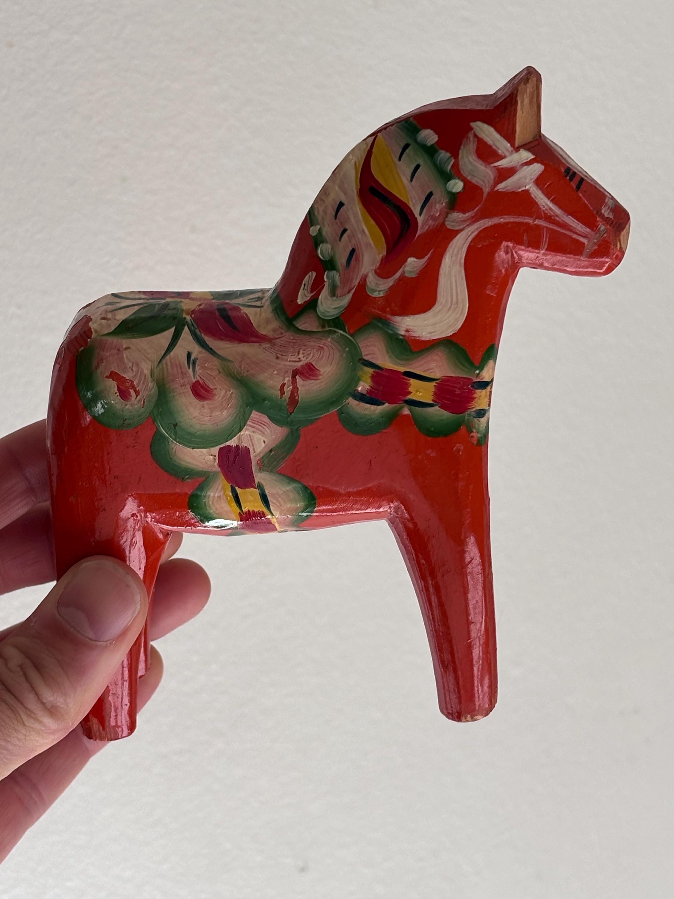 スウェーデンのダーラナ馬 - Etsy 日本