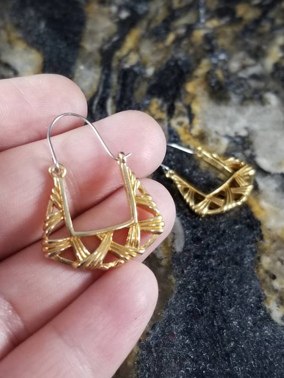 Gold Avon Semi square Dangle earrings - image 2