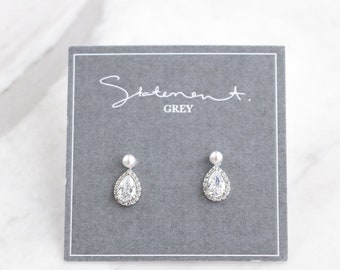 Noui Teardrop Halo Crystal Earrings, Pearl teardrop earrings, Bridesmaids Earrings, Crystal Stud Earrings, Bridal Pearl Earrings