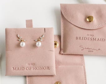 Laverna-pareloorbellen met bruidsmeisje / bruidsmeisje sieraden cadeauzakje in ivoor of roze • Sterlingzilveren stift