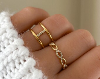 Oval Link Ring, Eternity Band, Oval Ring, Linked Ring, Gold Ring, Dainty ring, stackable Ring, statement ring, Ring for her, gift for her