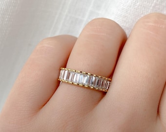 Mieke Ring, illusion of an infinity ring, Crystal Band, For Her, Gift for Girlfriend Wife Women, Dainty Ring