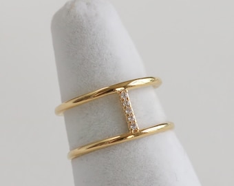 Bague Ila, bague ligne, bague double superposition, bague double, bague en or, bague moderne, bague tendance