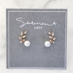 Pendientes trepadores de hojas de cristal, pendientes de oruga, para bodas, novias, damas de honor, pendientes de perla y cristal, pendientes de hojas, femeninos