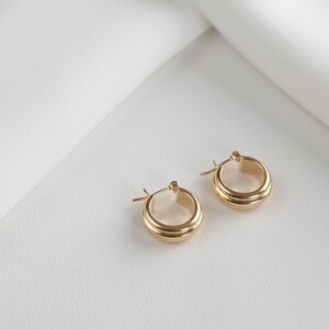 Hera Ribbed Hoop Earrings, Hoops, Gold Hoop Earrings, Trendy Earrings, Everyday Earrings, Dainty, Wedding, Bridal, Bridesmaid Jewelry