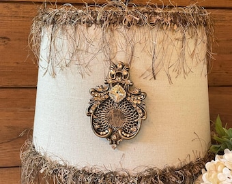 Baroque Medallion Magnetic Shade Enhancer