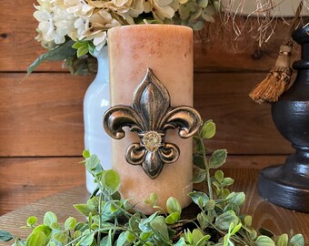 Fleur De Lis Candle Pin