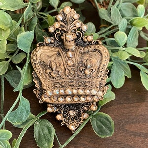 Ornate Scroll Medallion Candle Pin  Flourish Candle Pins  Candle Accents  Candle Jewelry  Medallion  Candle Pin