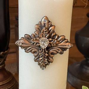 Cross Medallion Candle Pin