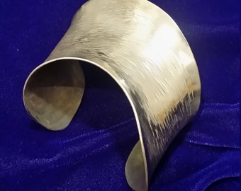 Silver cuff Nickel silver cuff hammered cuff handmade cuff