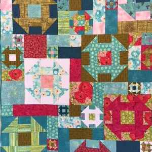 Modern Churn Dash Quilt, Modern Floral Wallhanging, Modern Floral Throw Quilt, Hand Made Patchwork quilt image 6