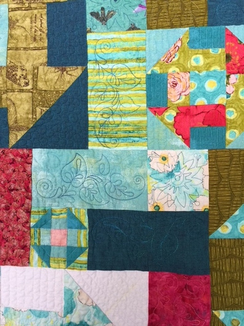 Modern Churn Dash Quilt, Modern Floral Wallhanging, Modern Floral Throw Quilt, Hand Made Patchwork quilt image 4