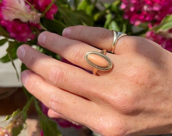 Vintage Mid Century Angel Skin Coral Ring in 14k Yellow Gold